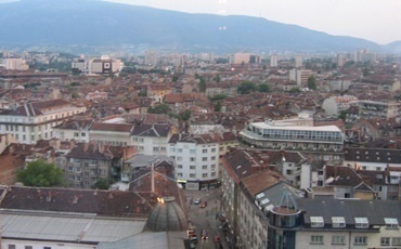 Бутат сгради за разкопки на колизеум в София