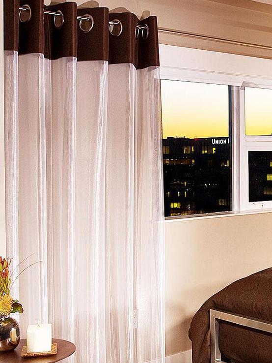  7 красиви декорации за прозорците на спалнята