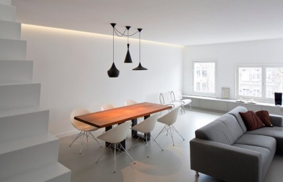 Апартамент с минималистичен дизайн в Амстердам