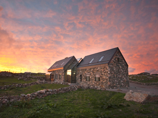 Традиционна къща с модерни елементи в Ирландия