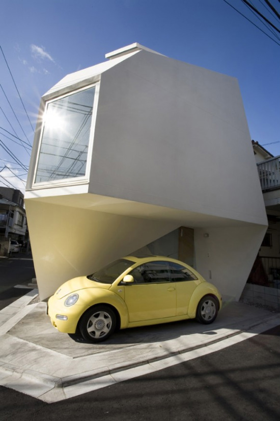 Симпатична малка къща в Токио