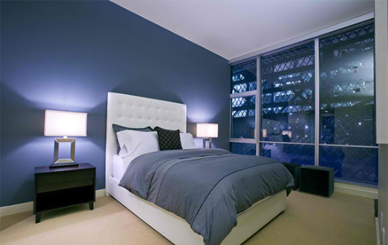 Съвременни спални в синьо