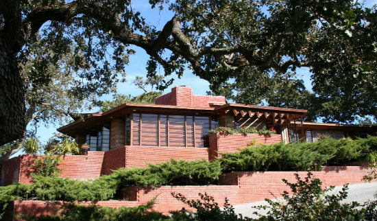 Hanna Honeycomb House (1936 г.) – Станфорд, Калифорния